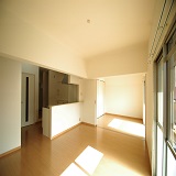 駅南第1ケイコービル：1LDKのリビング