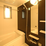 浴室（奇数階は壁が茶）