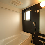 浴室（奇数階は壁が茶）