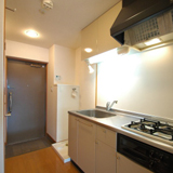 反対側から見た様子　洗濯機置場あり