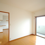 ＬＤの隣の洋室　 6帖あります