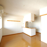 同じく和室の襖を閉めた様子　エアコン一台付